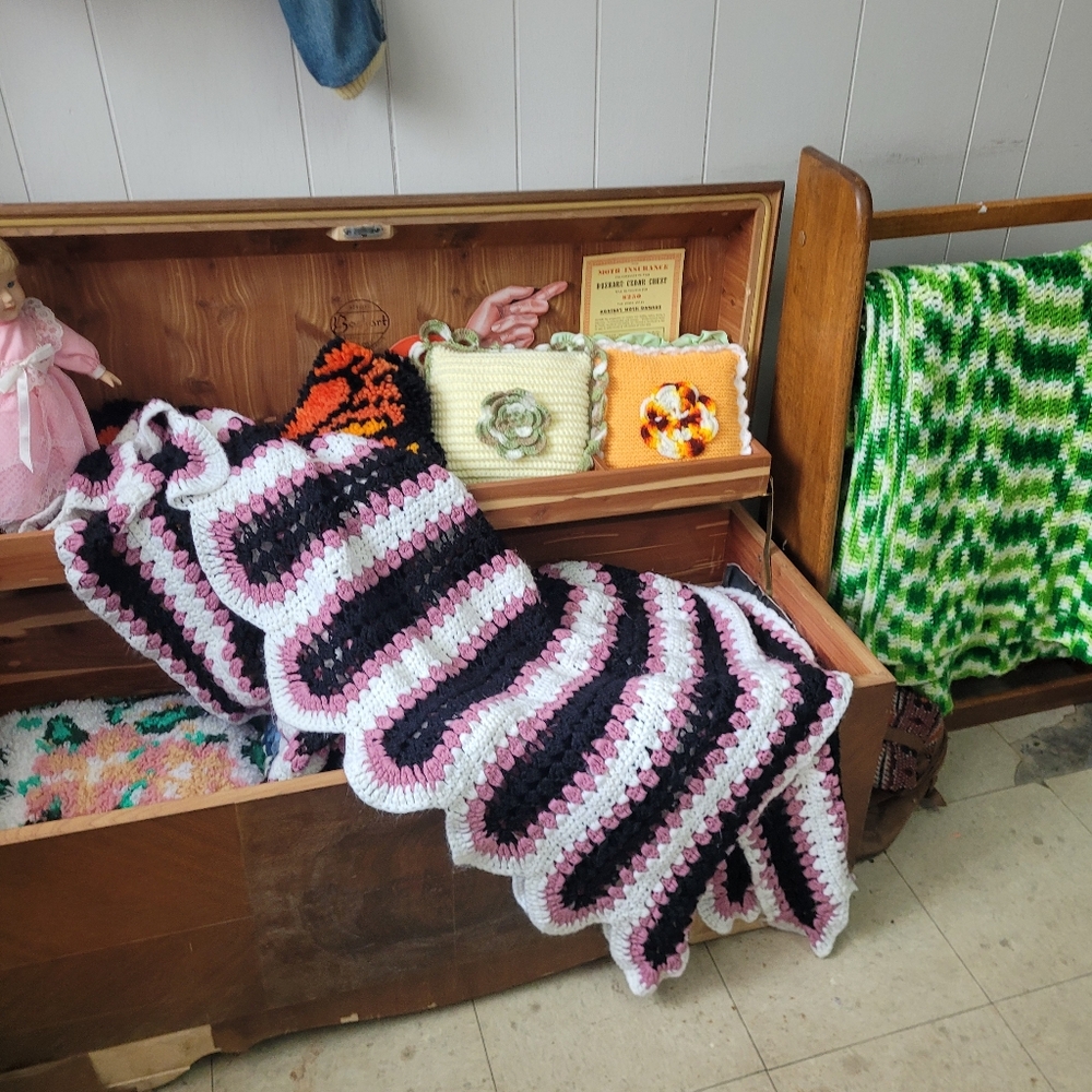 Handmade Striped Crochet Blanket Scalloped Edge